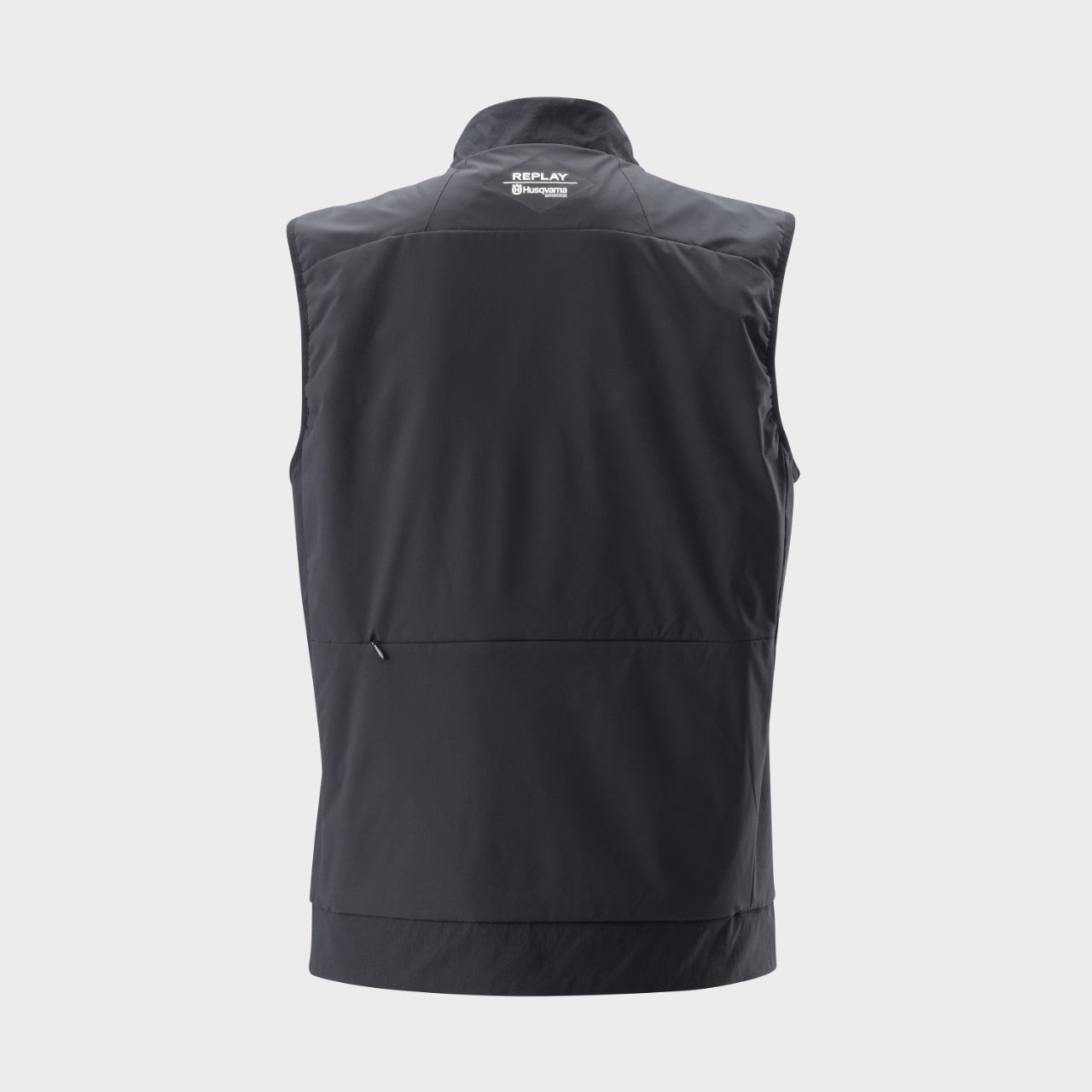 Husqvarna e Replay ridefiniscono i jeans protettivi